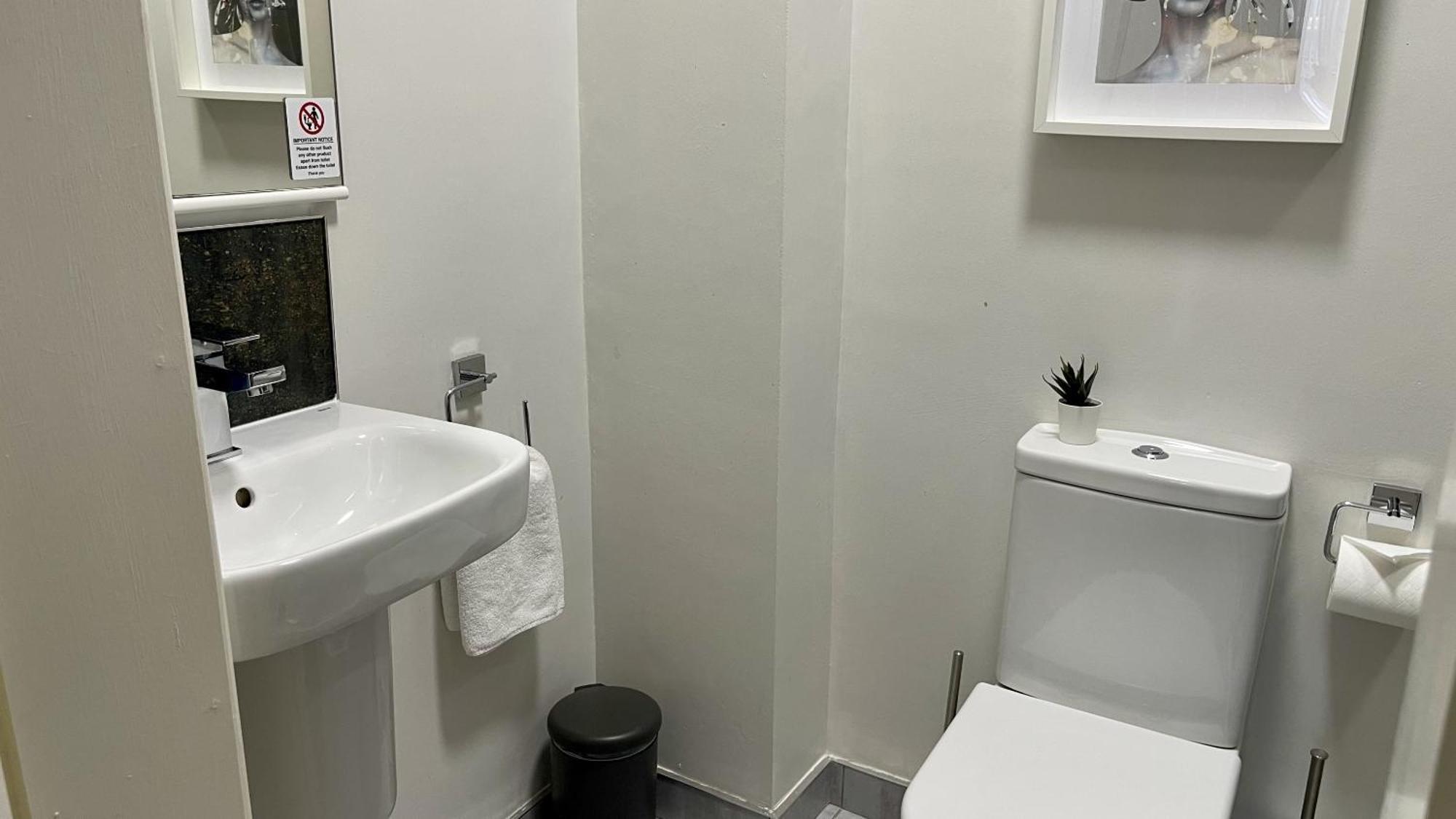 Apartment Titanic Guest Boutique, 4-star Belfast